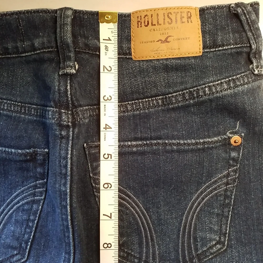 HOLLISTER DENIM MINI SKIRT  Size 1 Zip Front Pockets - Picture 6 of 7